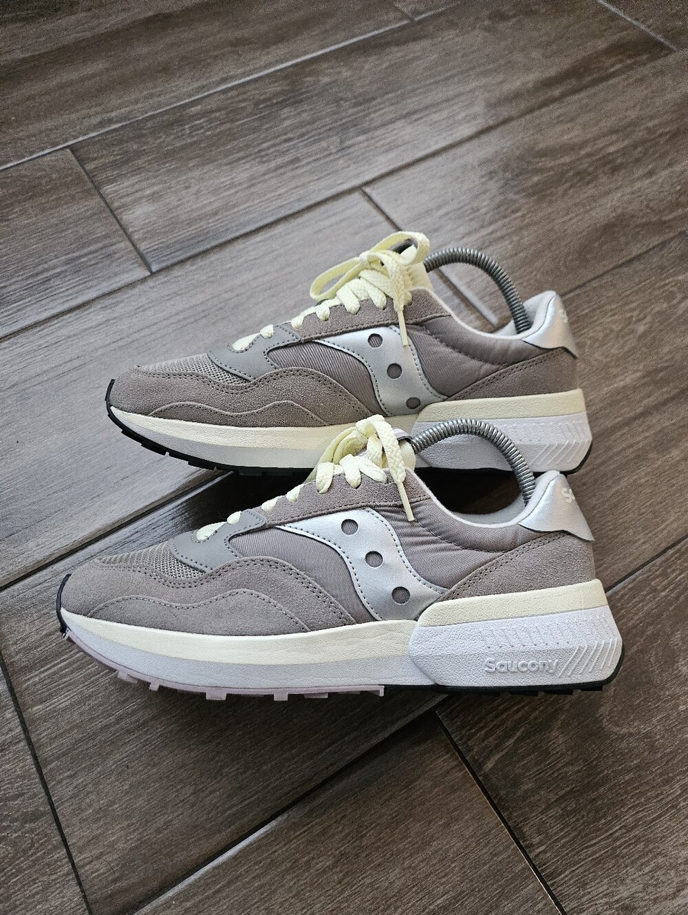 Saucony Women's Taupe Sneakers with Cream Midsole and Pale Yellow Laces